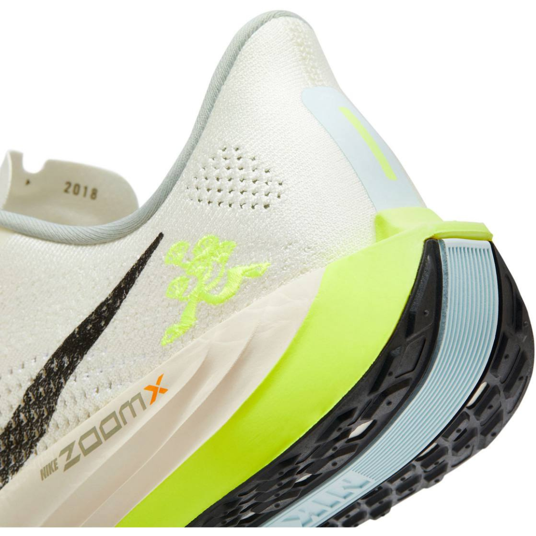 Tênis Nike Air Zoom Pegasus Plus - Marfim Claro/Volt