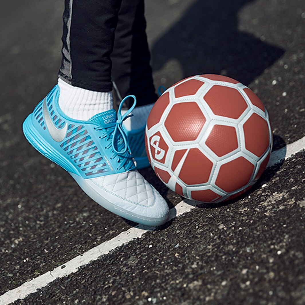 Chuteira Nike Lunar Gato 2 Futsal - Blu/Argento Metallico/Blu Fury