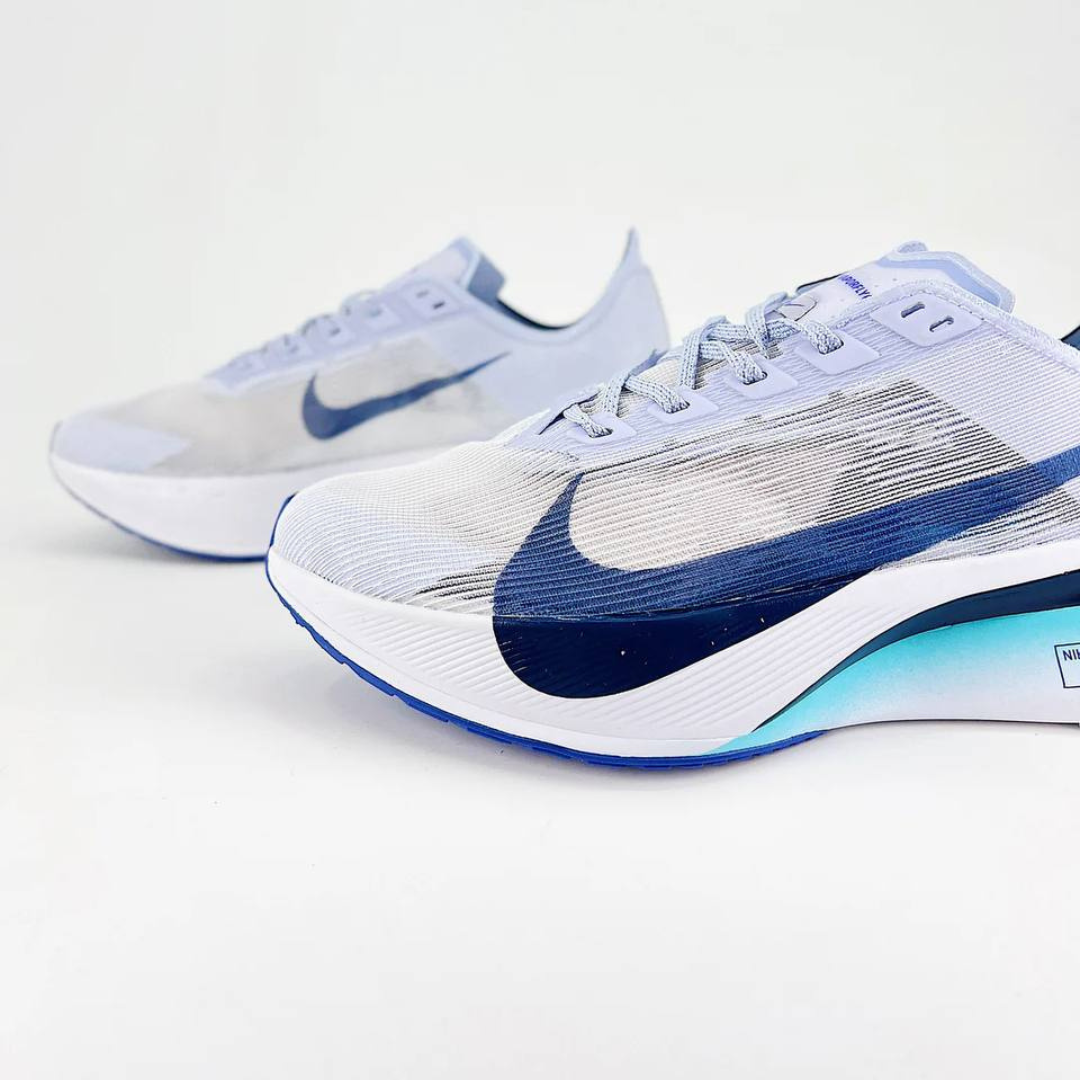 Tênis Nike ZoomX VaporFly 4 Branco/Azul