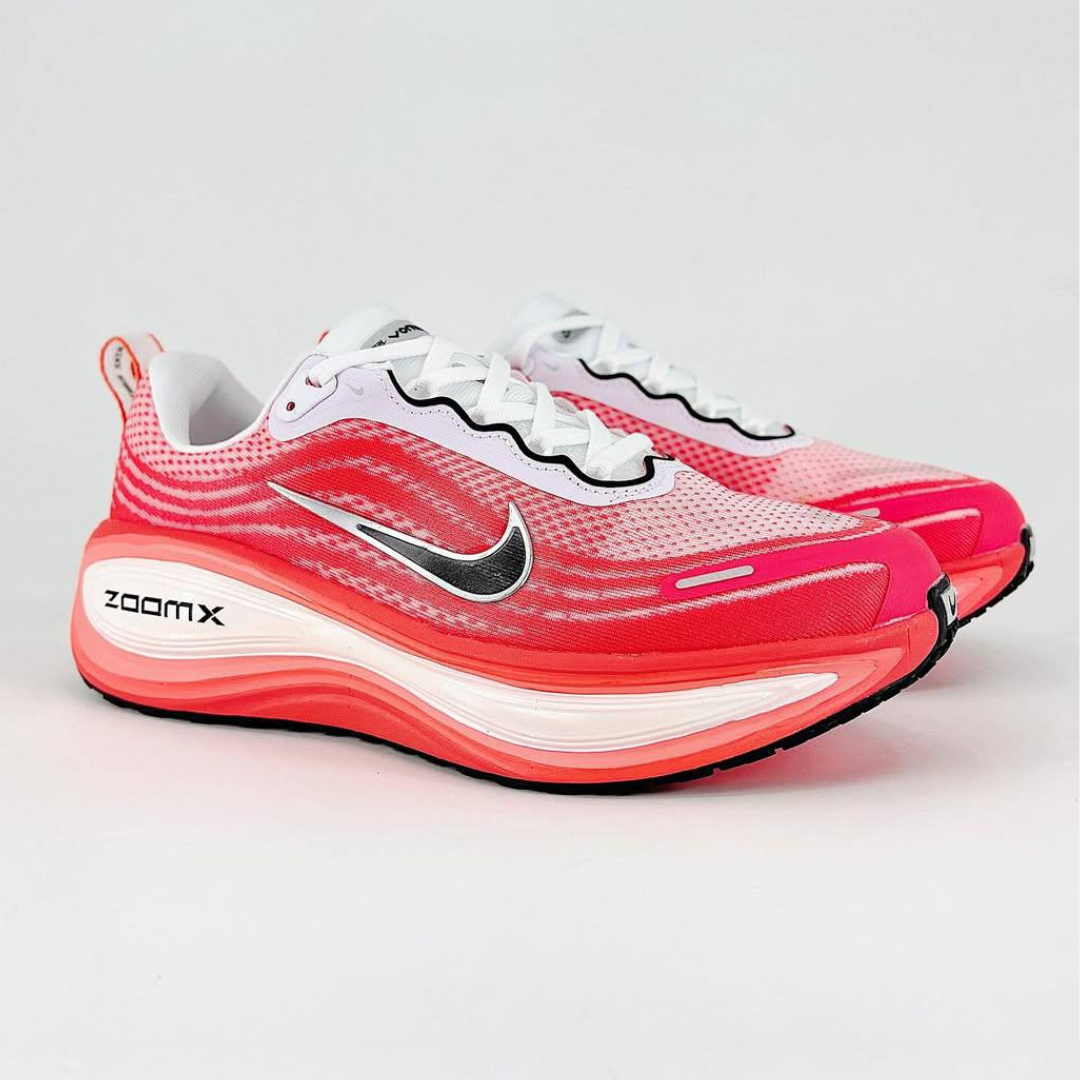 Tênis Nike Vomero Plus - Vermelho/Branco