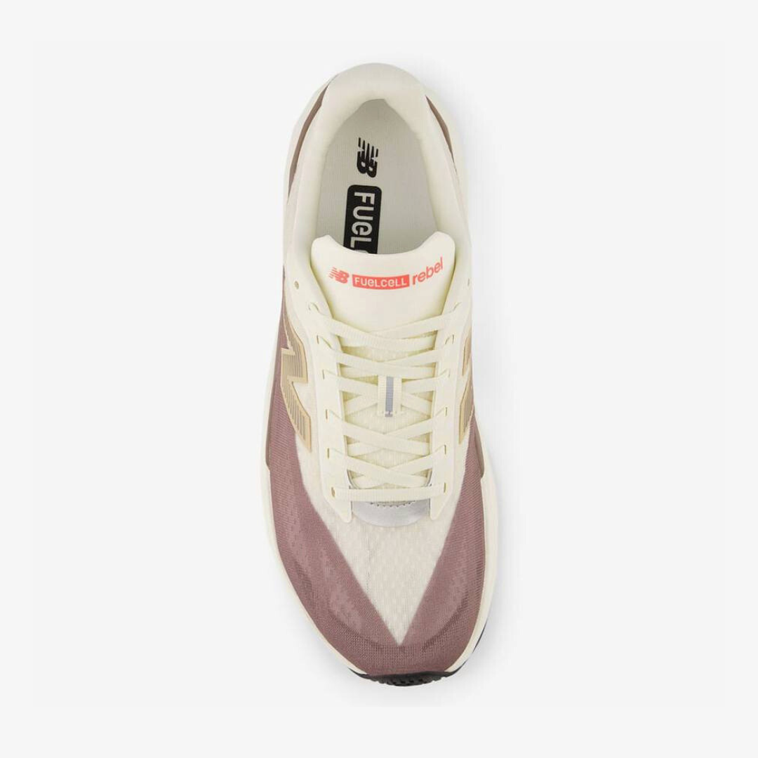 Tênis New Balance Fuelcell Rebel V5 - Marrom/Bege