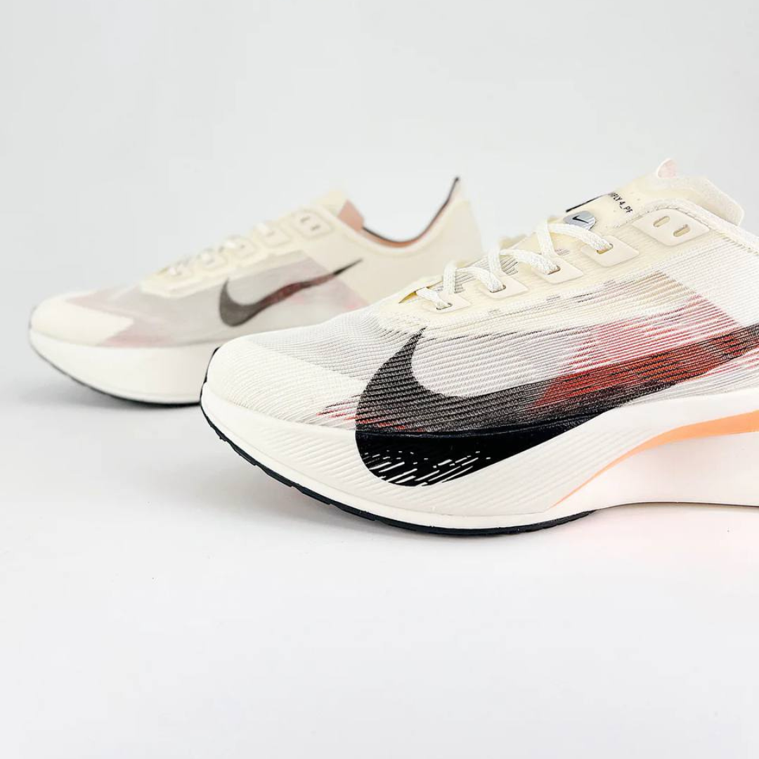 Tênis Nike ZoomX VaporFly 4 Bege/Laranja