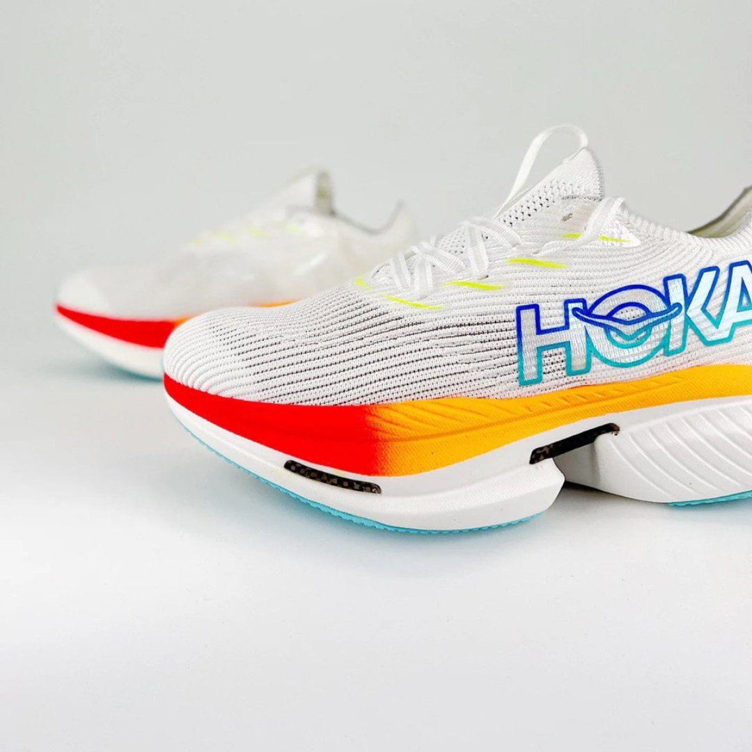 Tênis Hoka Cielo X1 Unissex - Frost/Cerise