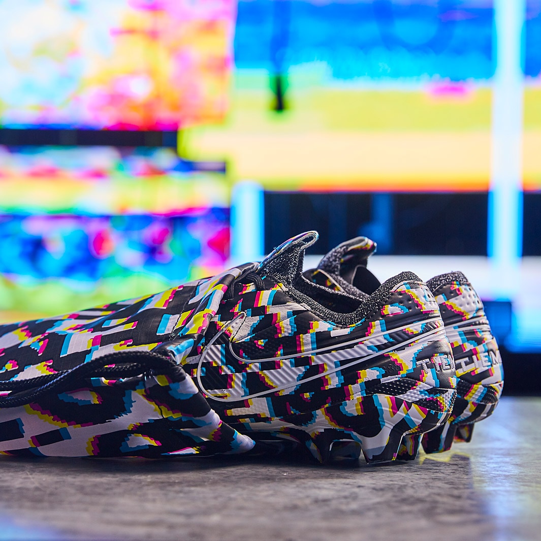 Chuteira Nike Tiempo Legend 8 Elite Dazzle Camo
