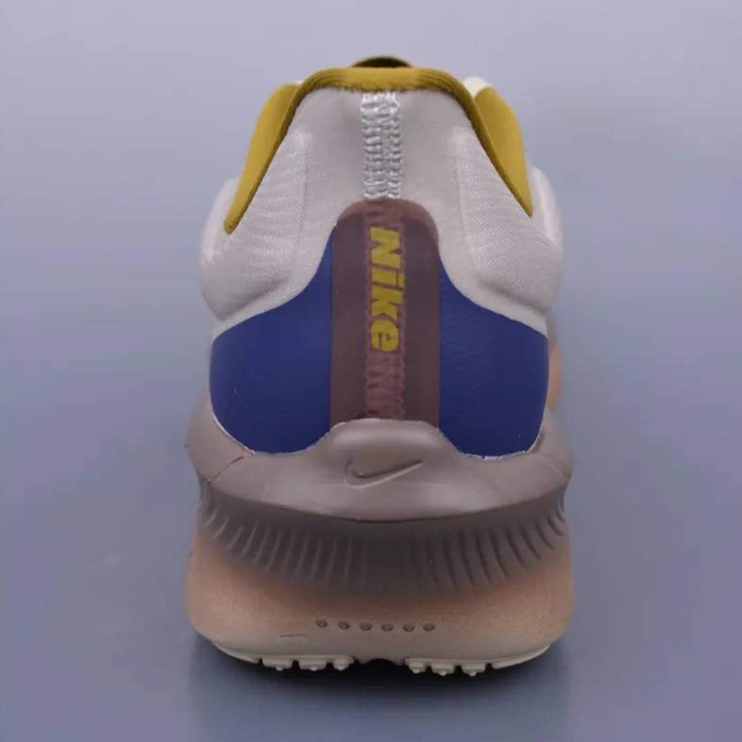 Tênis Nike Zoom Fly 6 Premium - Marrom/Cinza