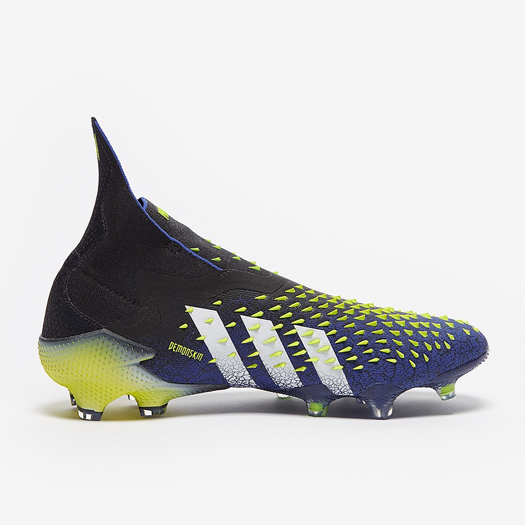 Chuteira Adidas Predator Freak + Superlative