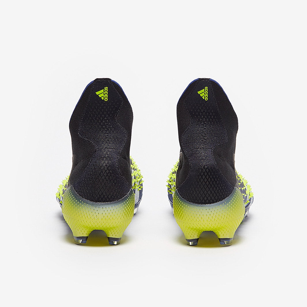 Chuteira Adidas Predator Freak + Superlative