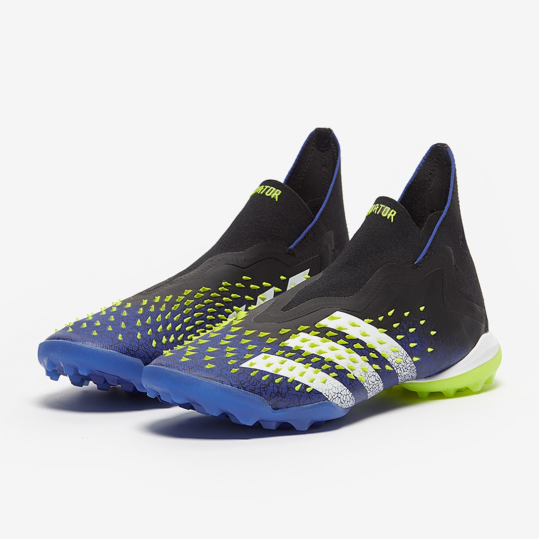 Chuteira Adidas Predator Freak + Society Superlative