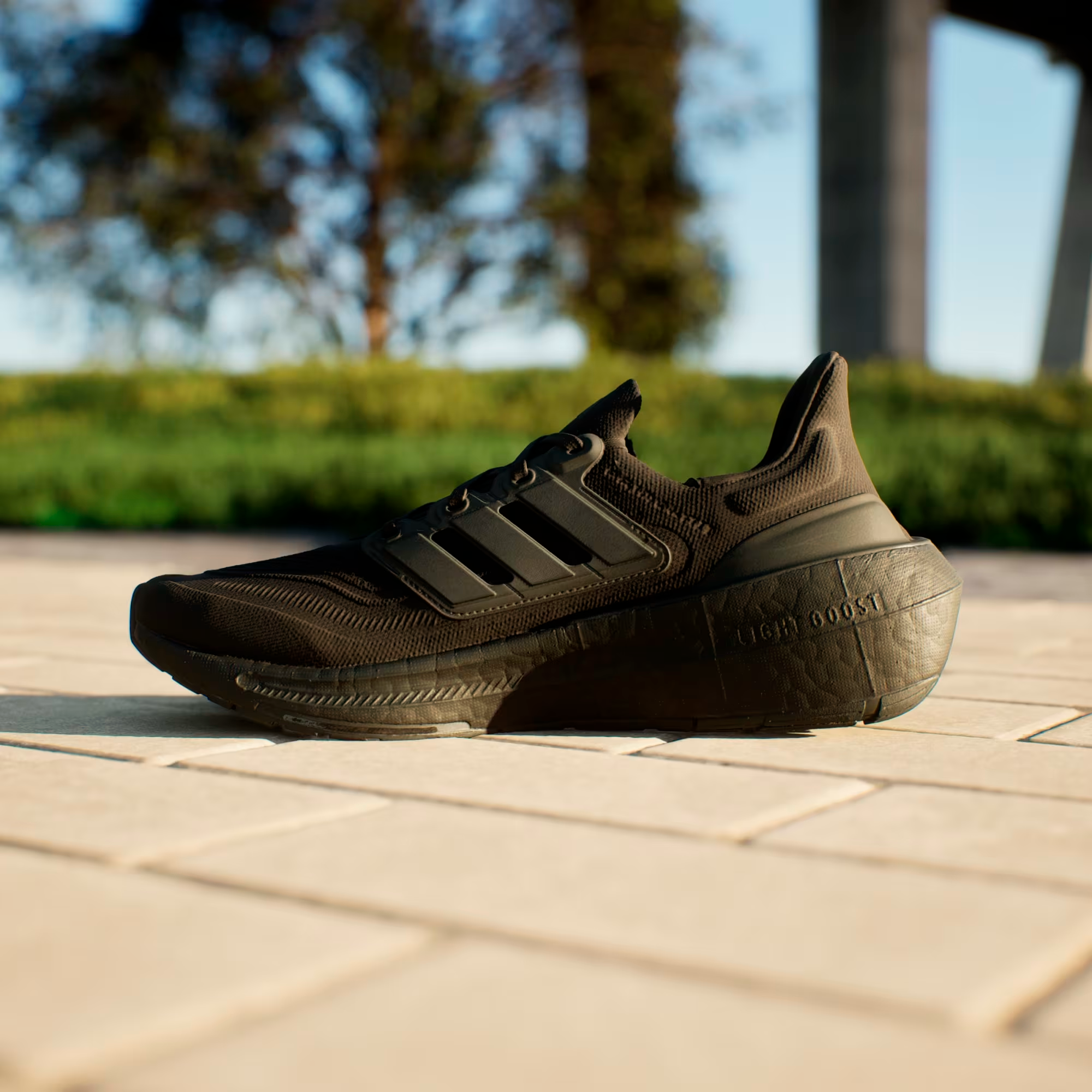 Tênis Adidas Ultraboost Light 23 All Black