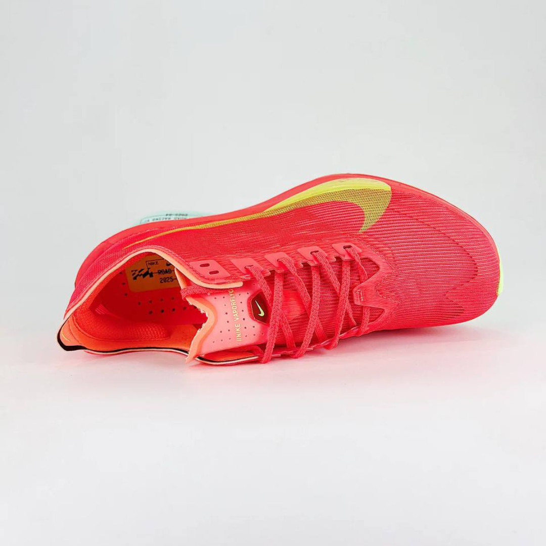 Tênis Nike ZoomX VaporFly 4 Vermelho
