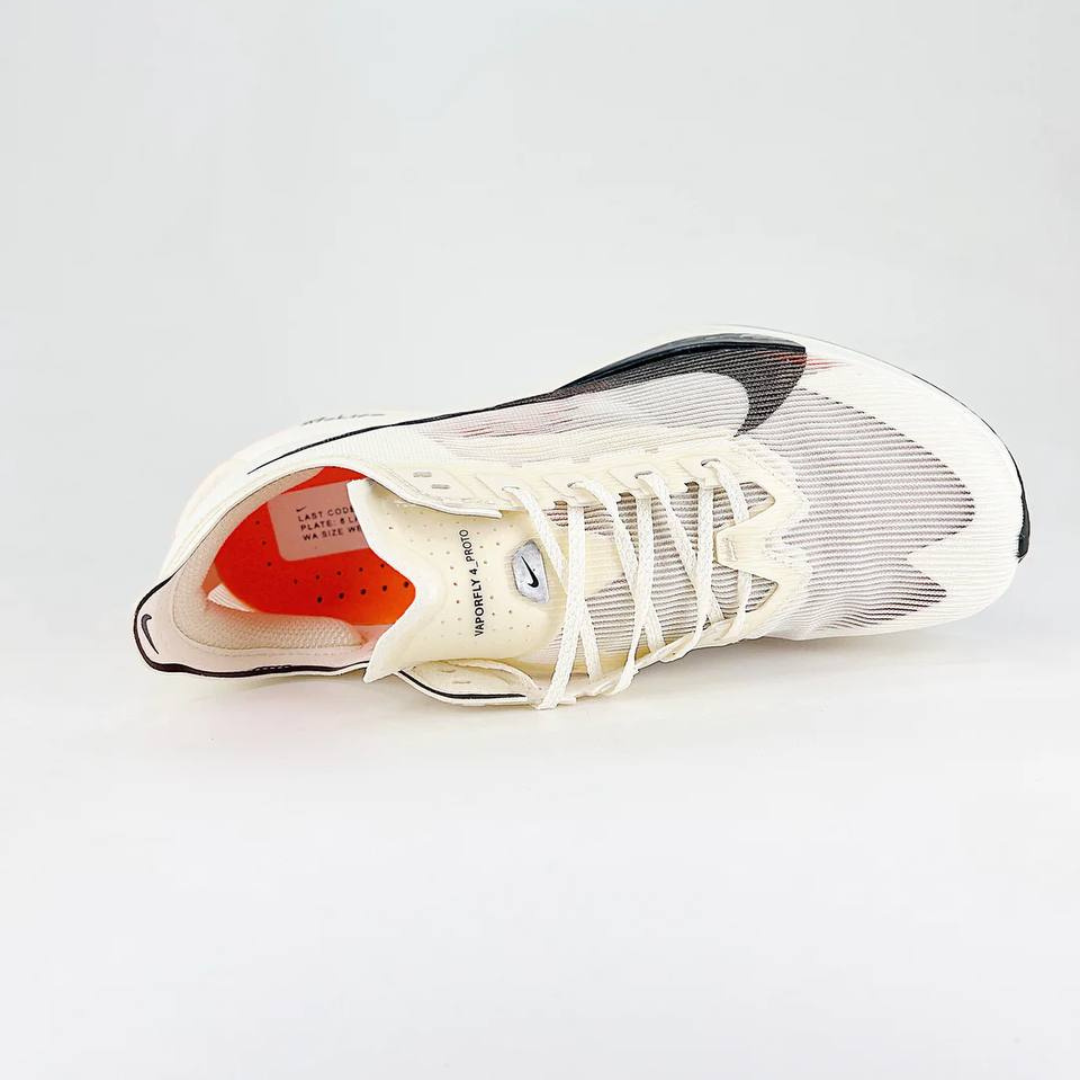 Tênis Nike ZoomX VaporFly 4 Bege/Laranja