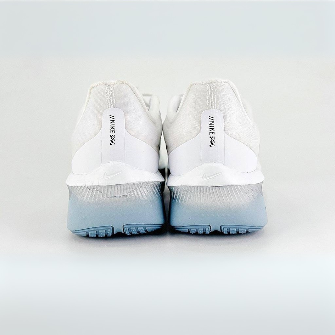 Tênis Nike Zoom Fly 6 - Branco/Cinza