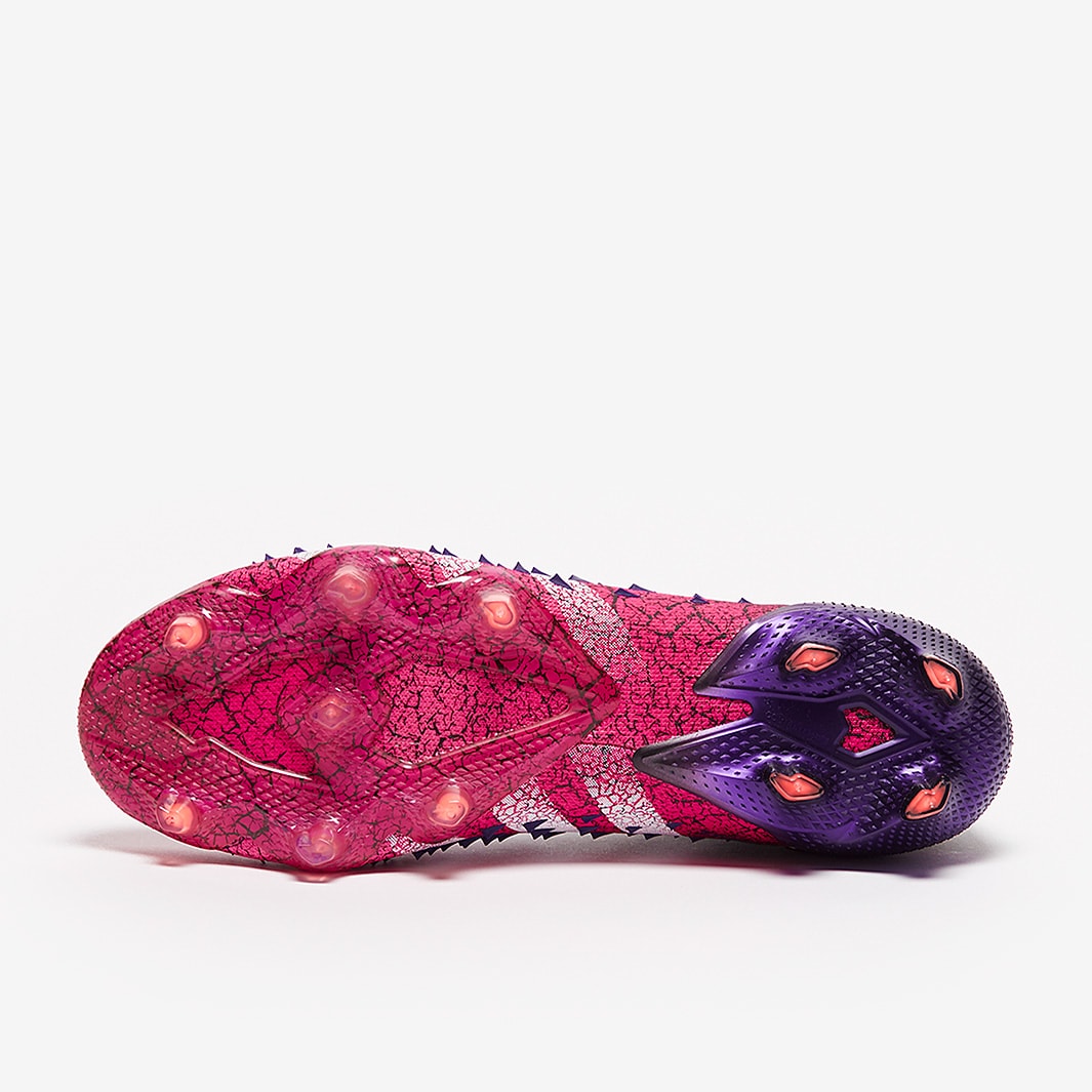 Chuteira Adidas Predator Freak + Superspectral