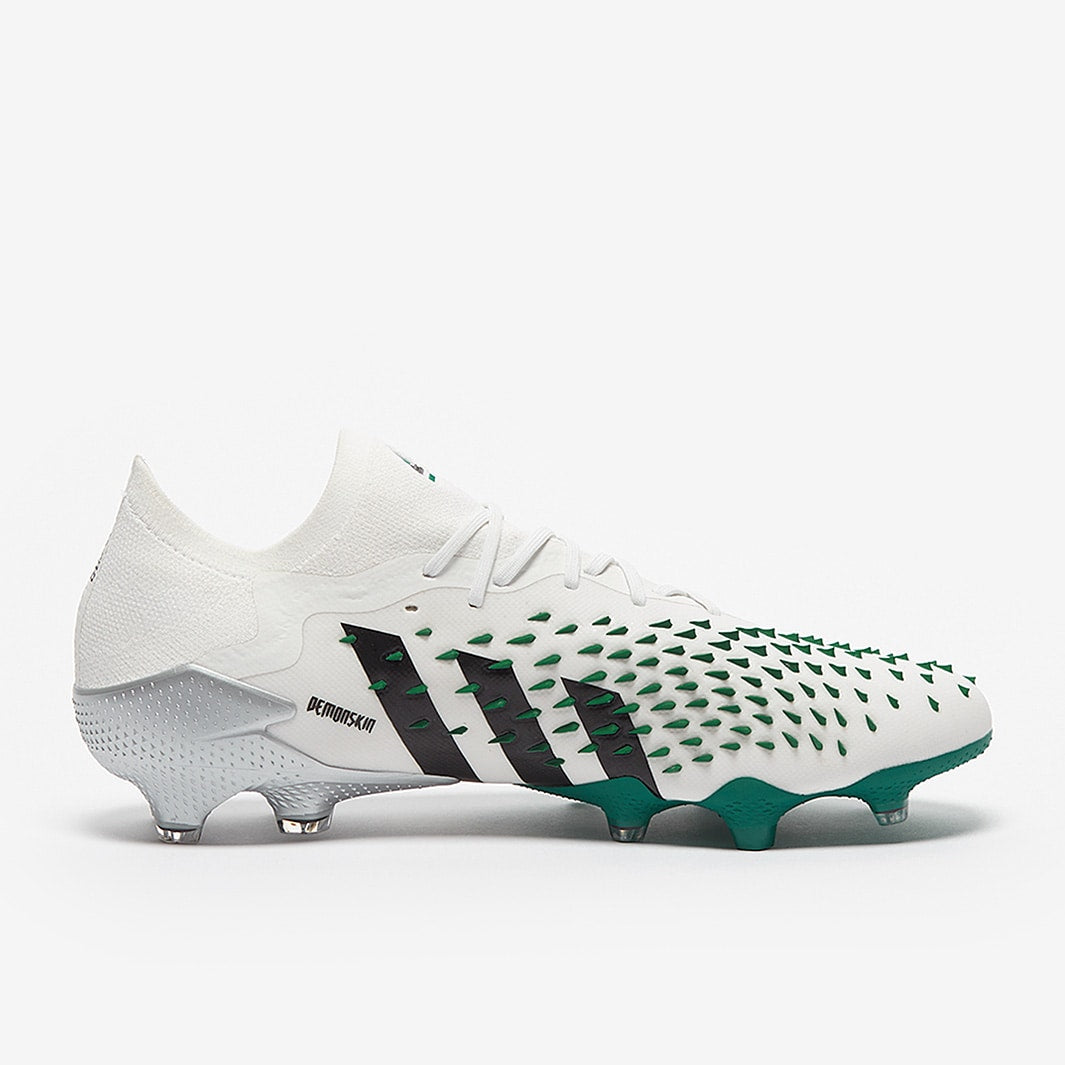 Chuteira Adidas Predator Freak .1 Low EQT