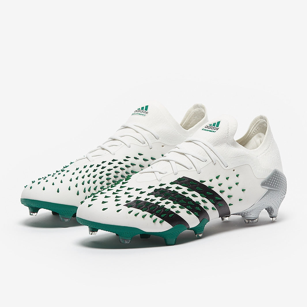 Chuteira Adidas Predator Freak .1 Low EQT