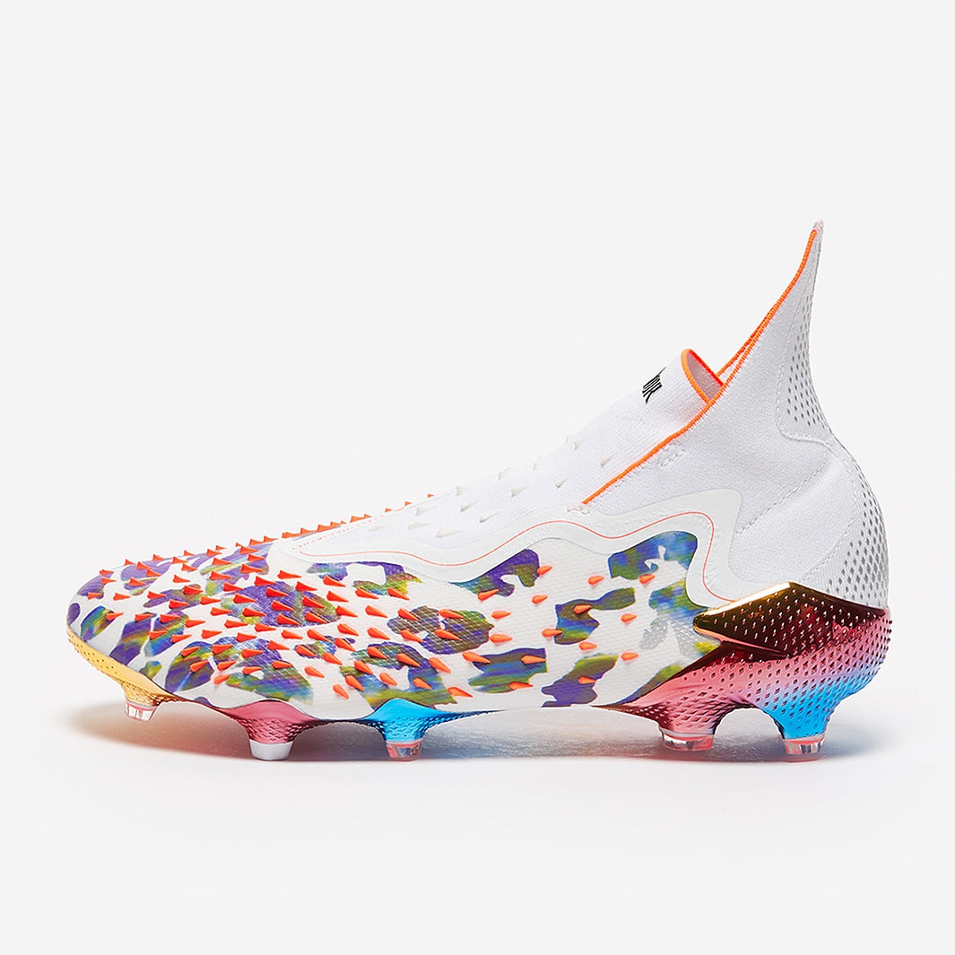 Chuteira Adidas Predator Freak + Paul Pogba x Stella McCartney