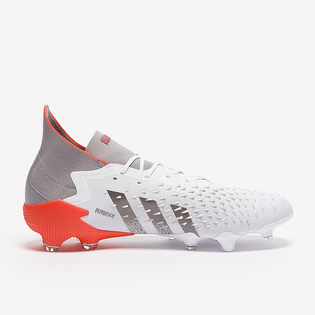 Chuteira Adidas Predator Freak .1 White Spark