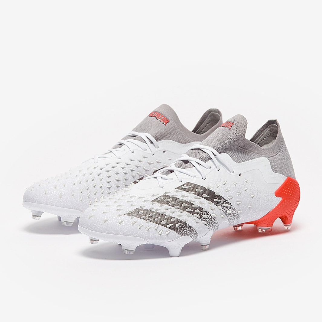 Chuteira Adidas Predator Freak .1 Low White Spark