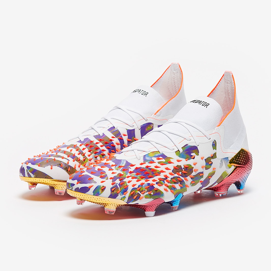 Chuteira Adidas Predator Freak .1 Paul Pogba x Stella McCartney