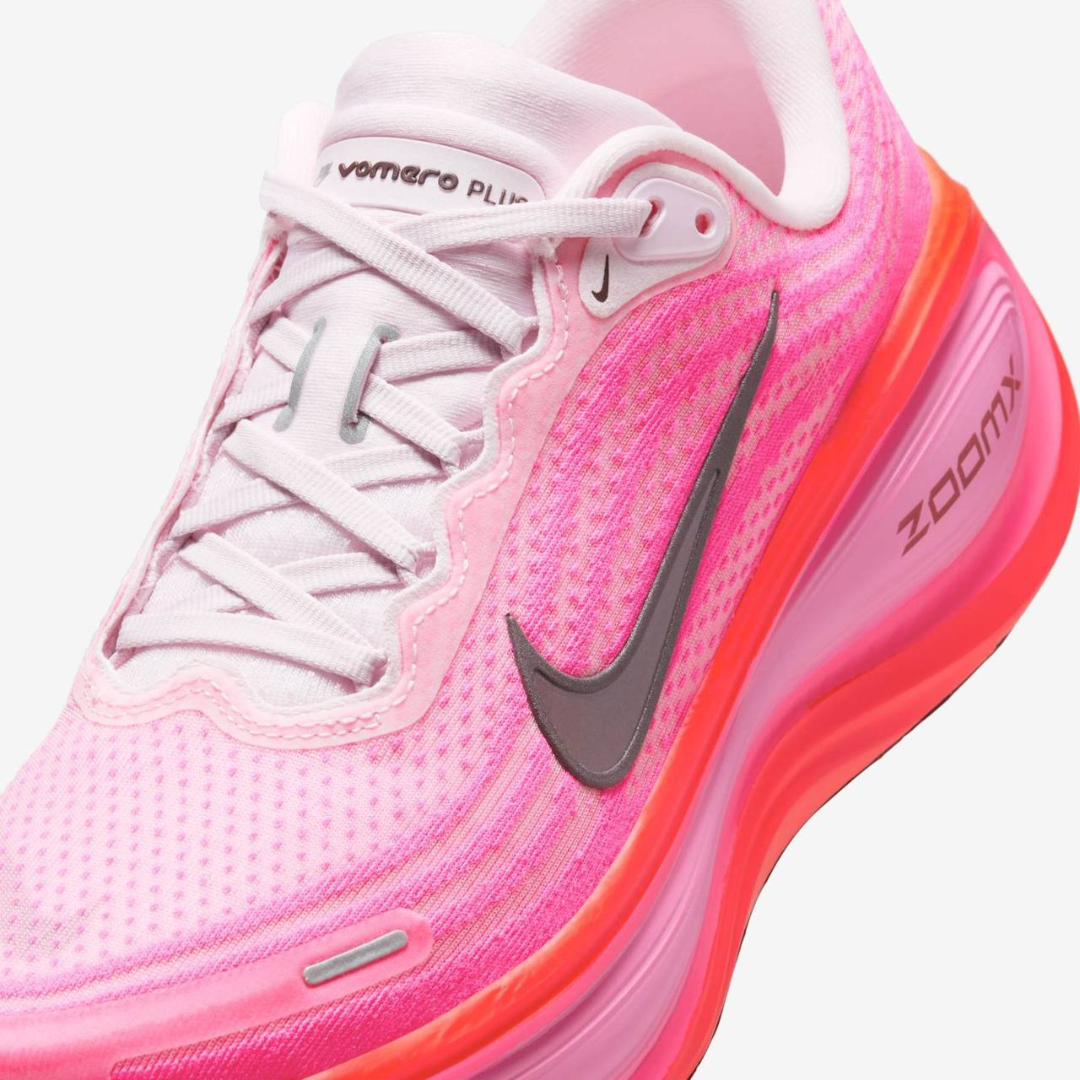 Tênis Nike Vomero Plus - Rosa/Laranja