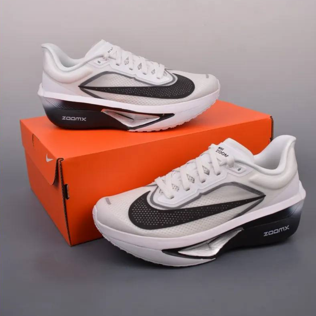 Tênis Nike Zoom Fly 6 - Branco/Preto