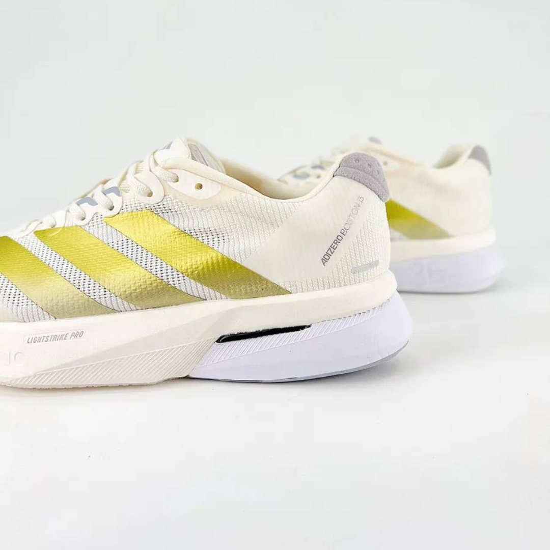 Tênis Adidas Adizero Boston 13 Bege/Dourado