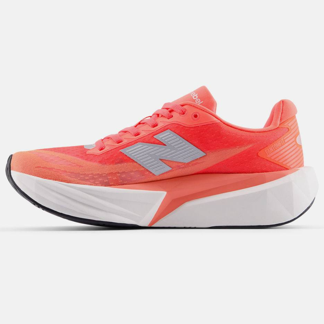 Tênis New Balance Fuelcell Rebel V5 - Coral Neon