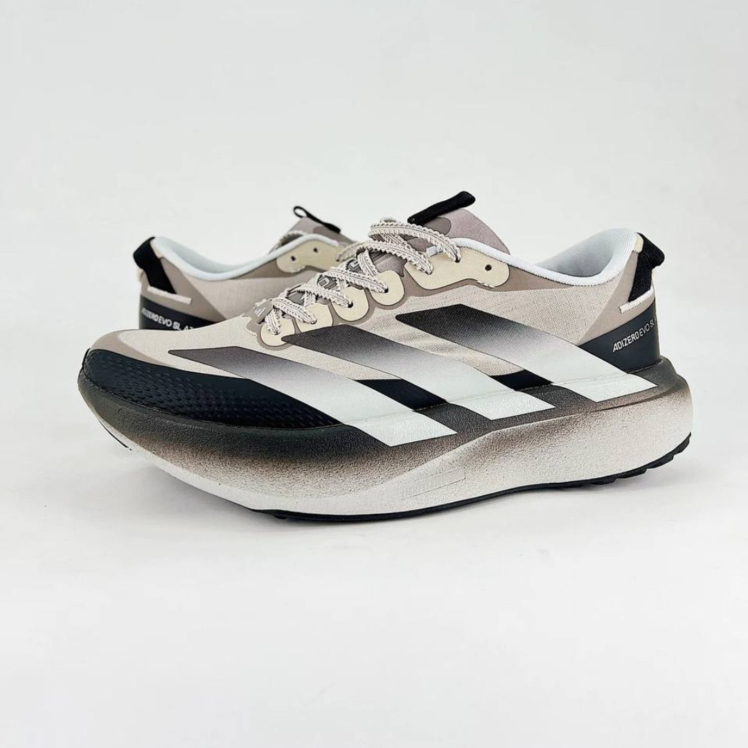 Tênis Adidas Adizero EVO SL ATR - Castanho Claro/Preto