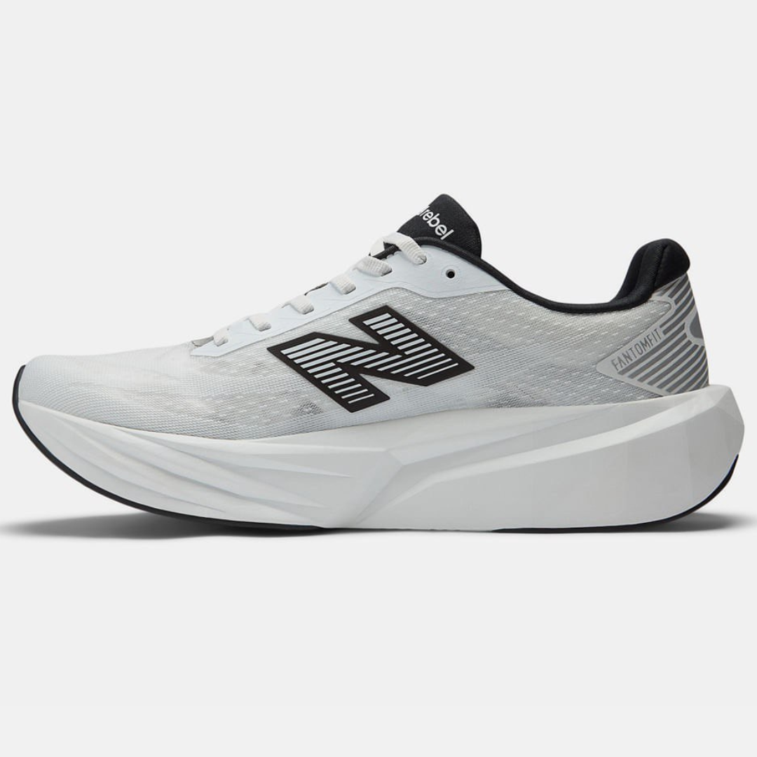 Tênis New Balance Fuelcell Rebel V5 - Branco/Preto