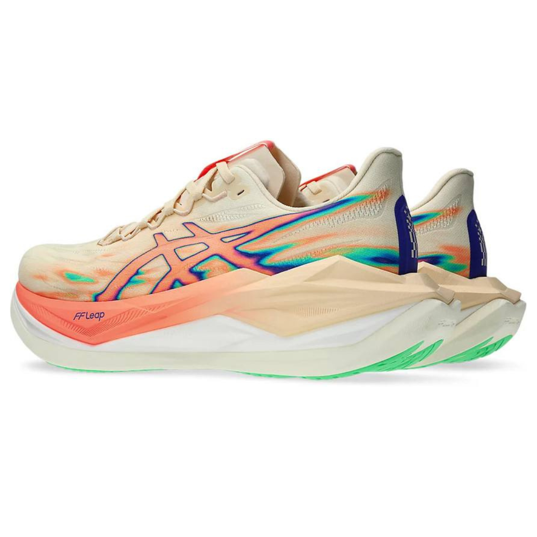 Tênis Asics Superblast 3 - Unissex - Bege/Laranja Claro