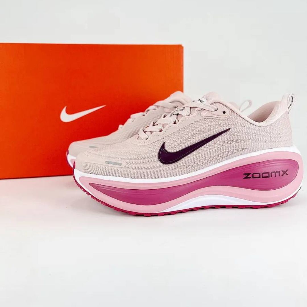 Tênis Nike Vomero Plus - Roxo/Rosa
