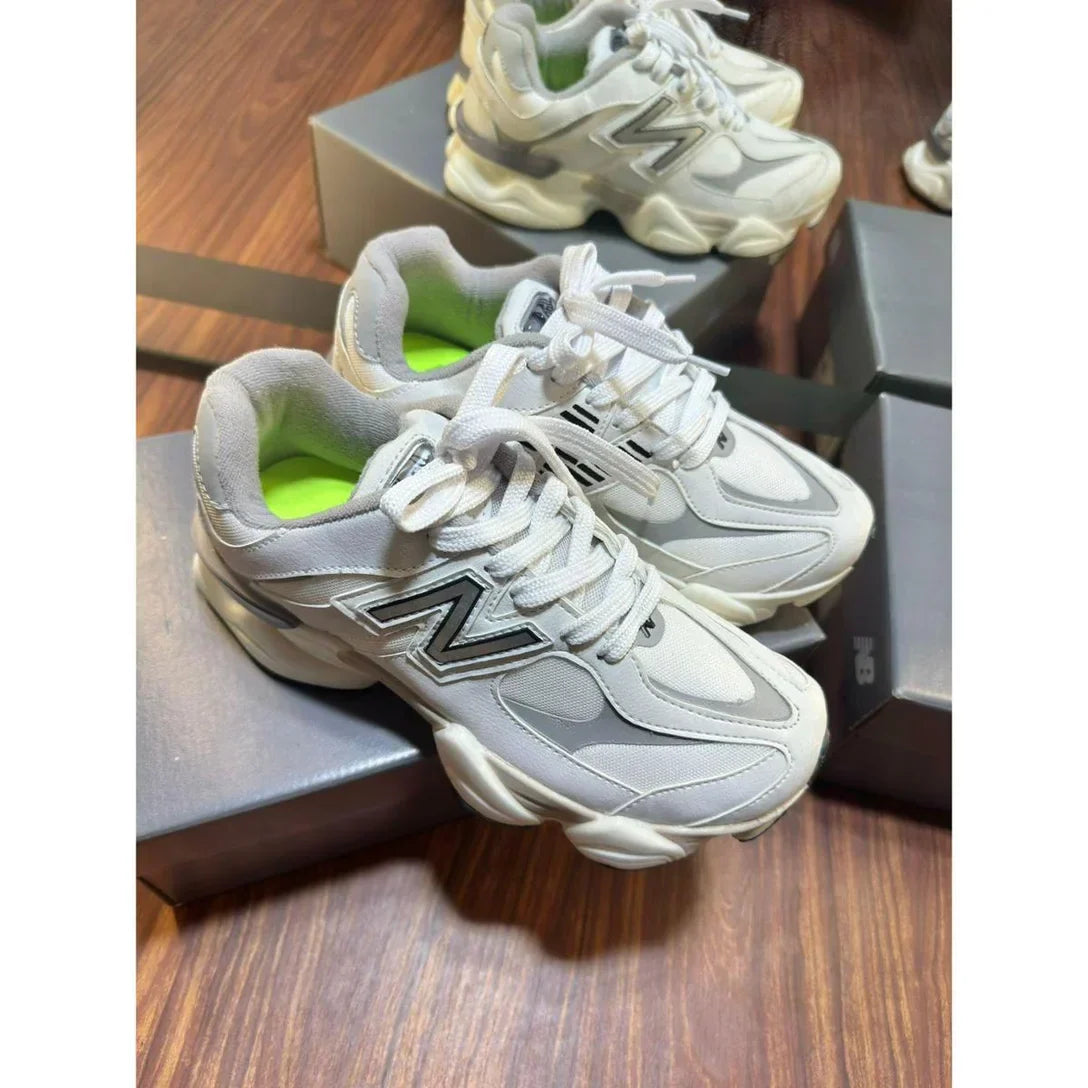 Tênis New Balance 9060 White