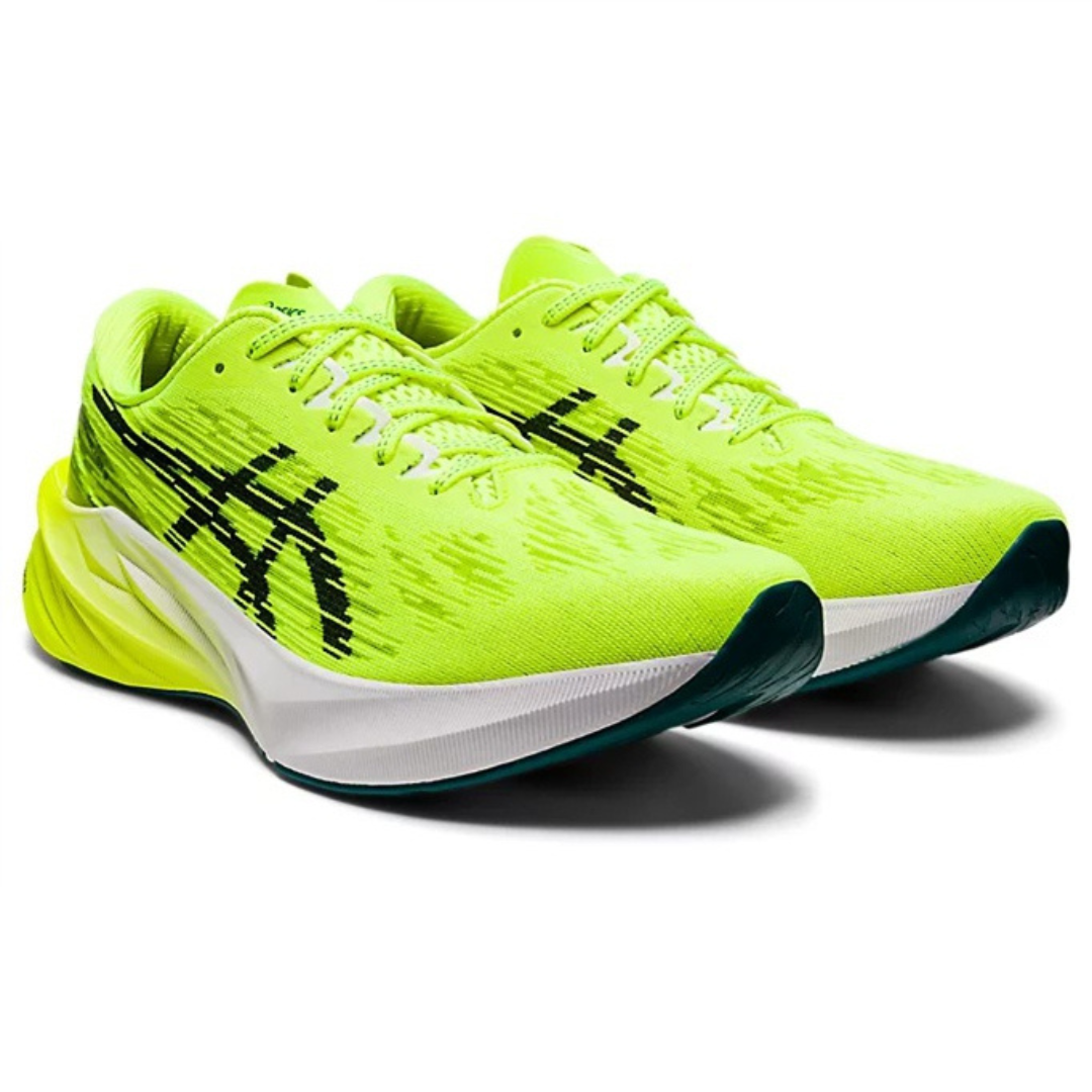 Tênis Asics Novablast 3 Verde fluorescente e Preto
