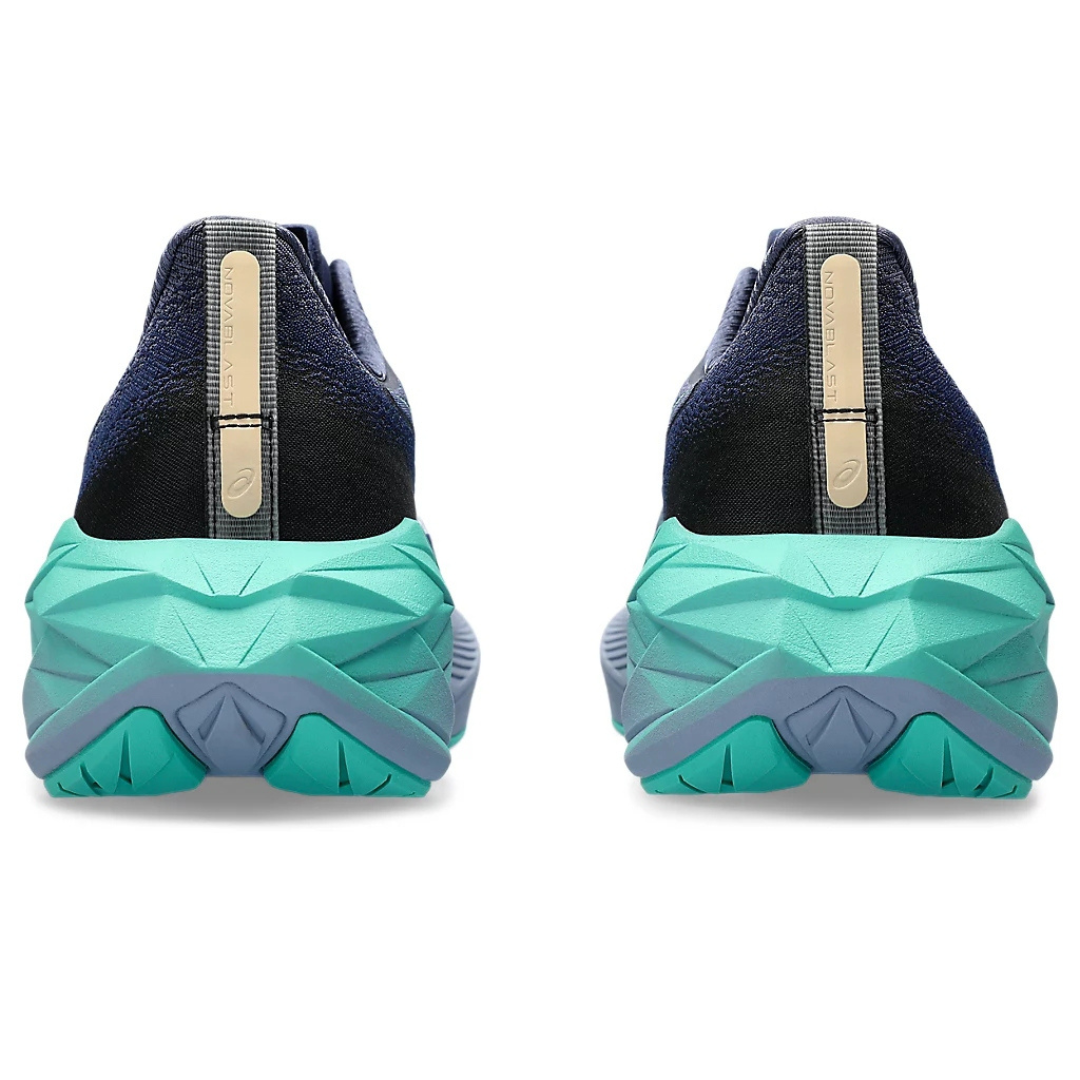 Tênis Asics Novablast™ 4 Azul Marinho com Verde e Azul