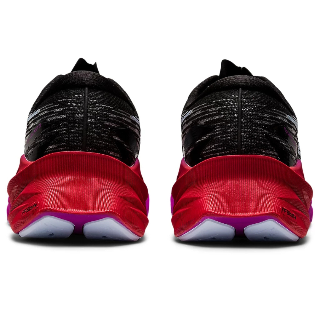 Tênis Asics Novablast 3 Preto com Roxo e vermelho