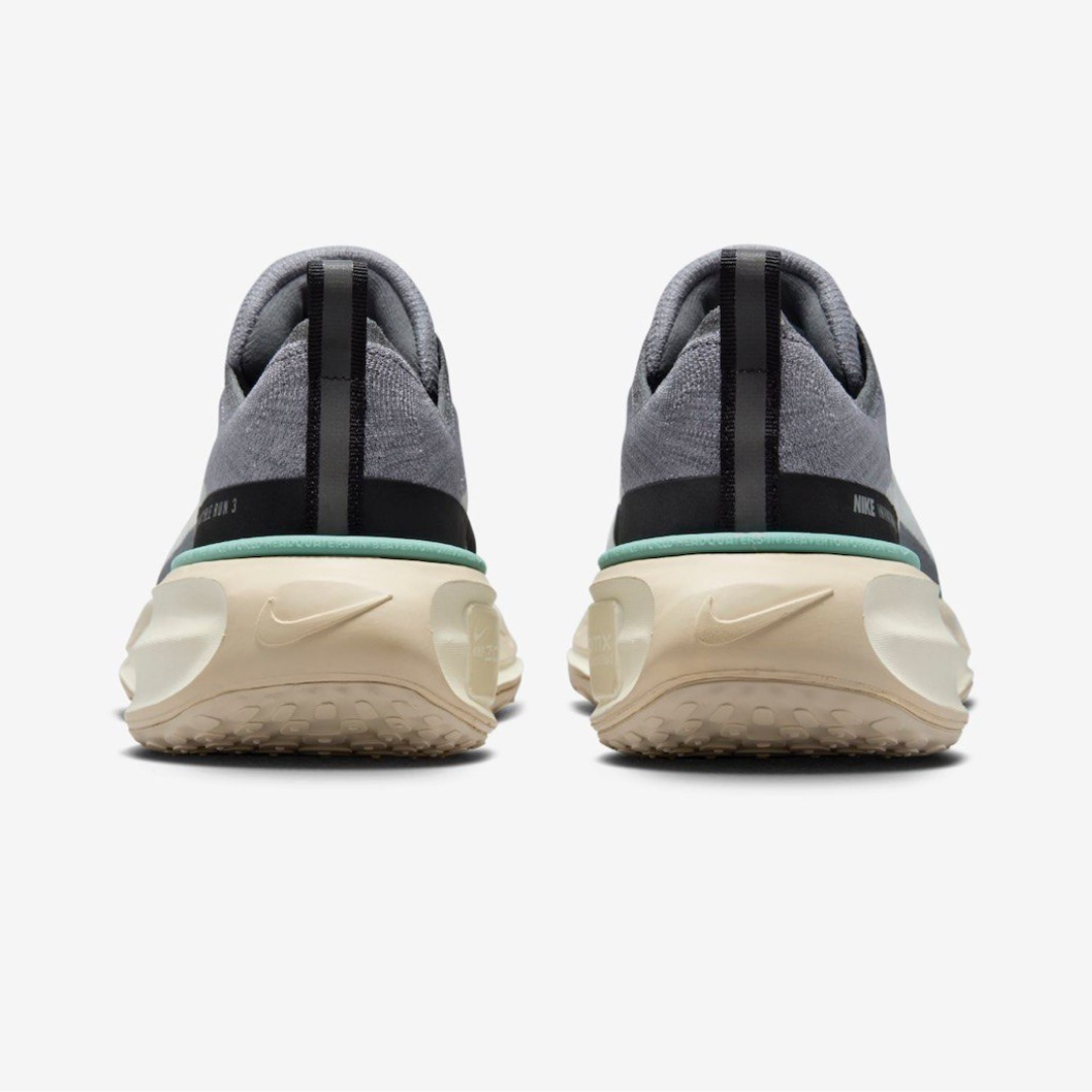 Tênis Nike Invincible Run 3 - Cinza/Preto
