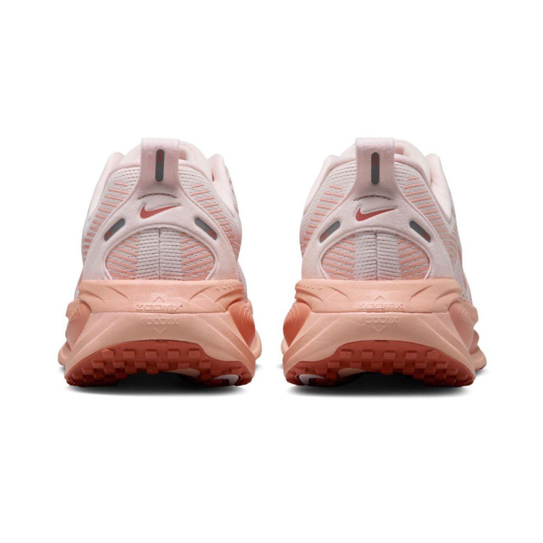 Tênis Nike Vomero 18 - Rosa