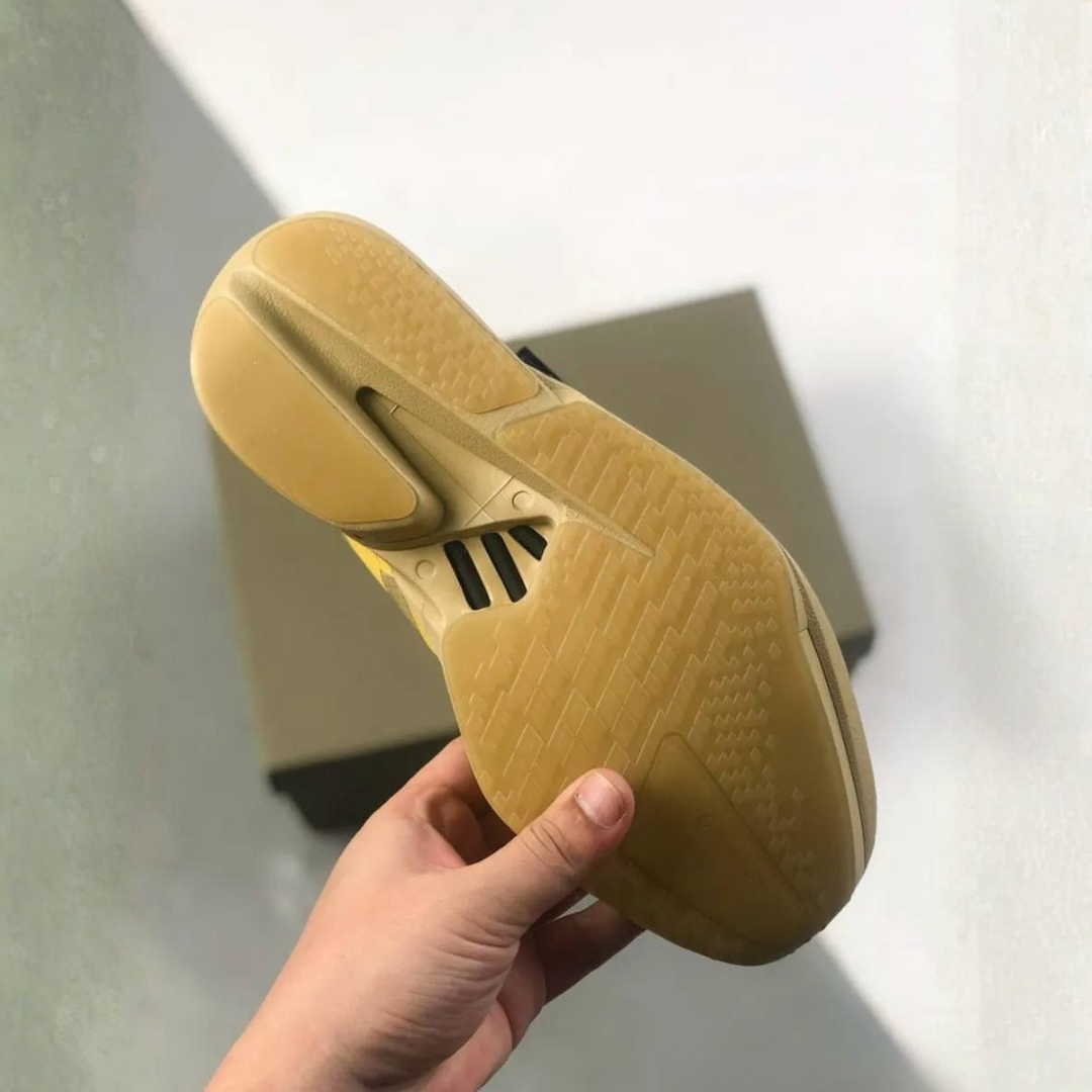 Tênis Adidas Adizero Adios Pro 4 Y3 Bege/Preto