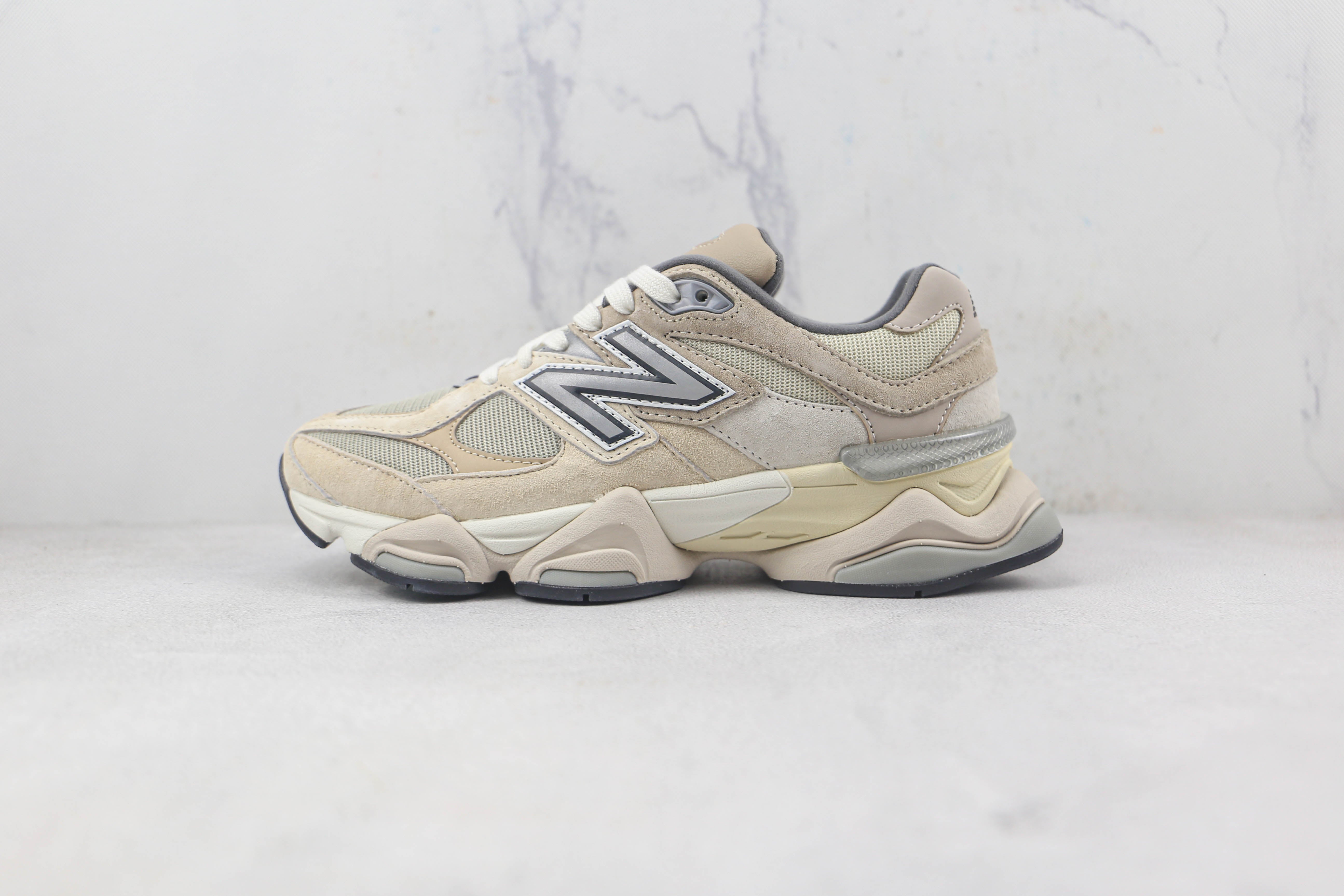 Tênis New Balance 9060 Sea Salt
