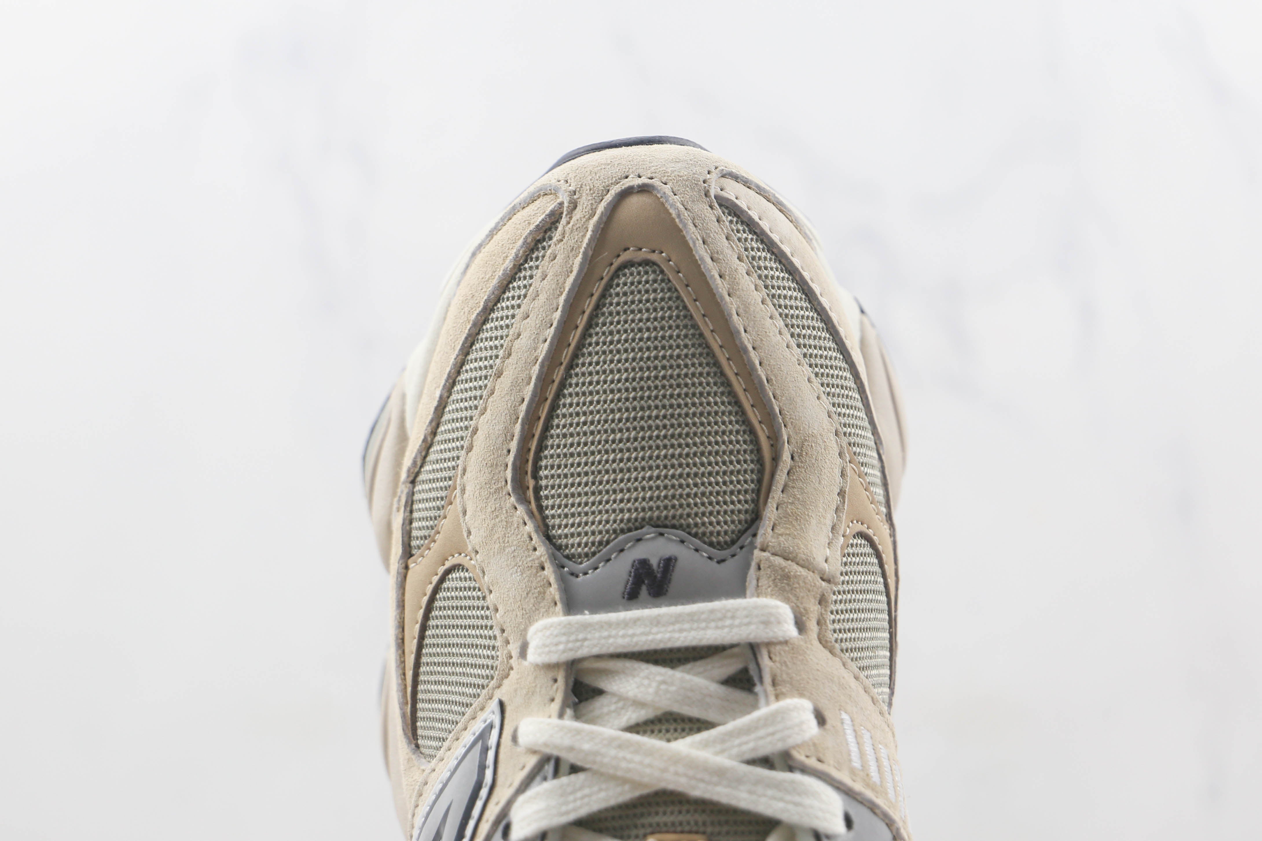 Tênis New Balance 9060 Sea Salt