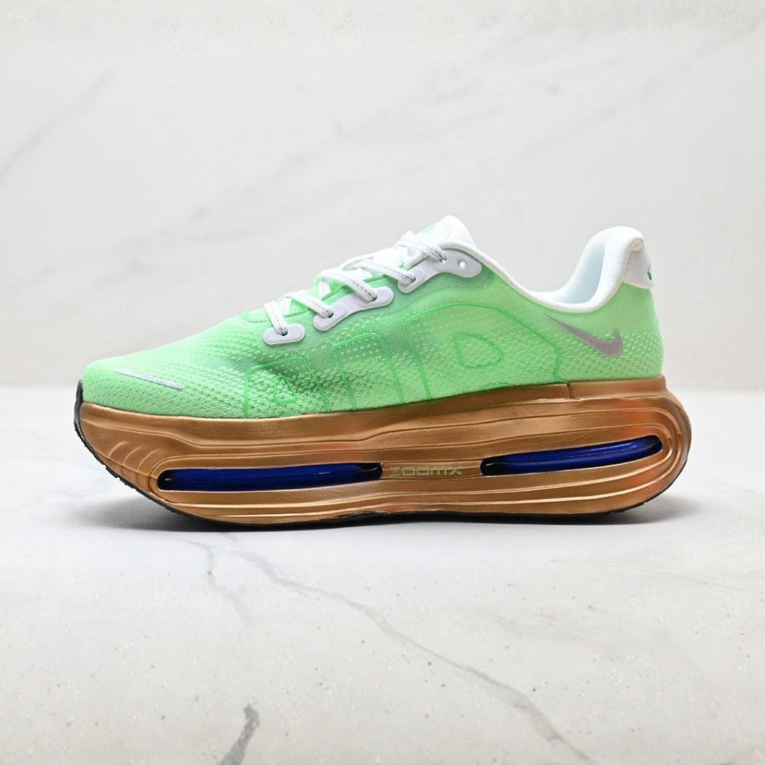 Tênis Nike Vomero Premium - Verde/Dourado
