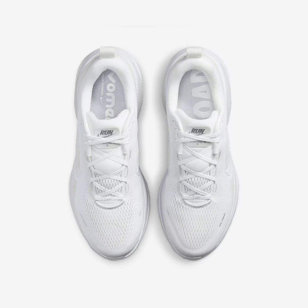 Tênis Nike Vomero 18 - Branco