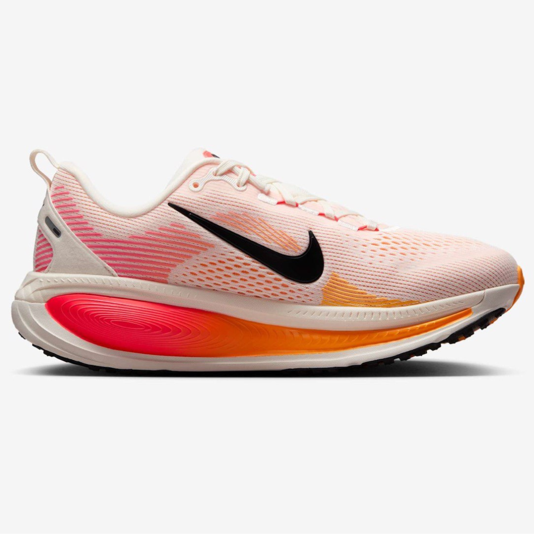 Tênis Nike Vomero 18 - Branco/Laranja