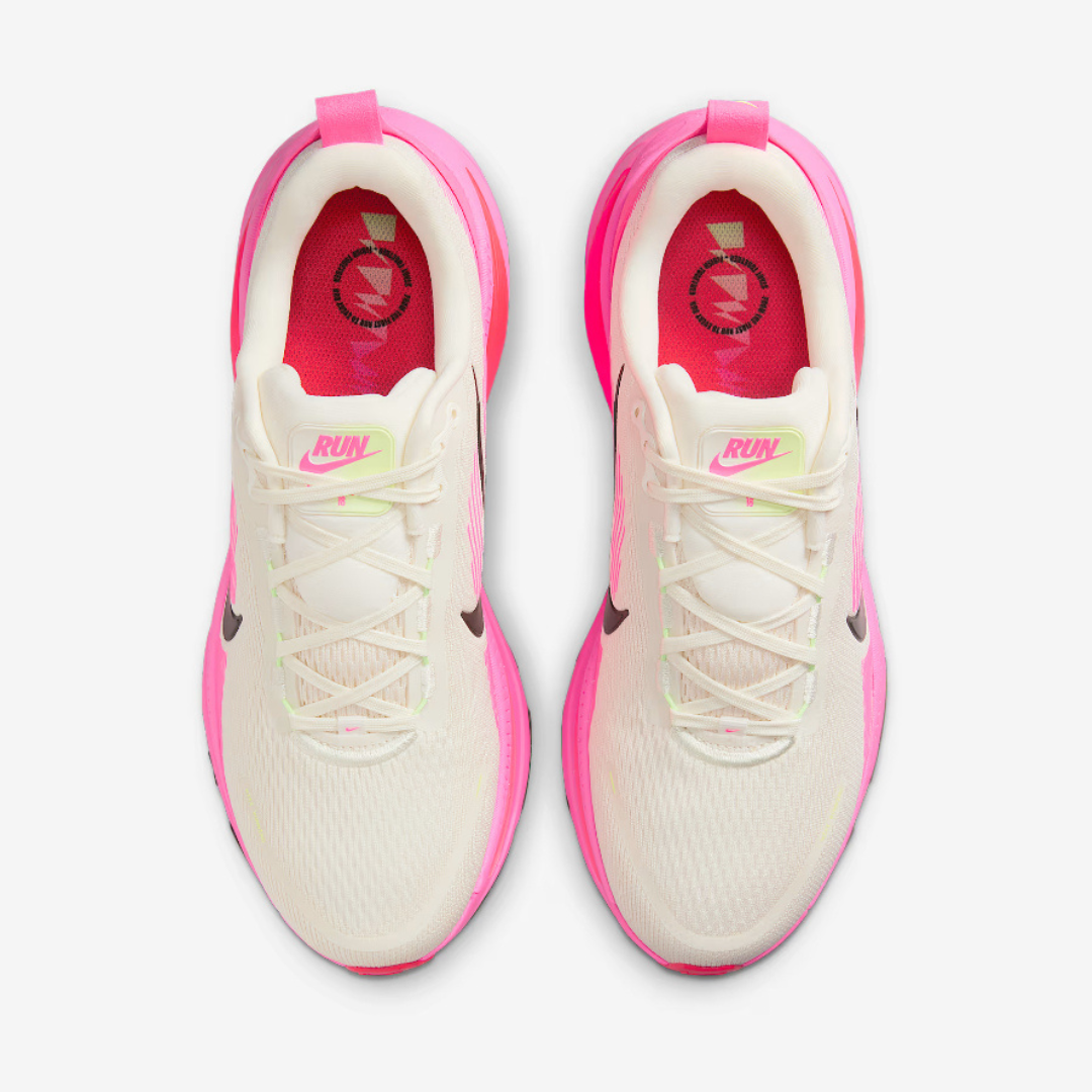 Tênis Nike Vomero 18 - Rosa/Bege