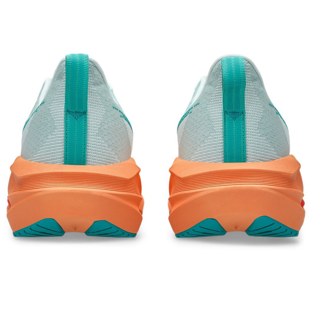 Tênis Asics Novablast 5 - Verde com Laranja