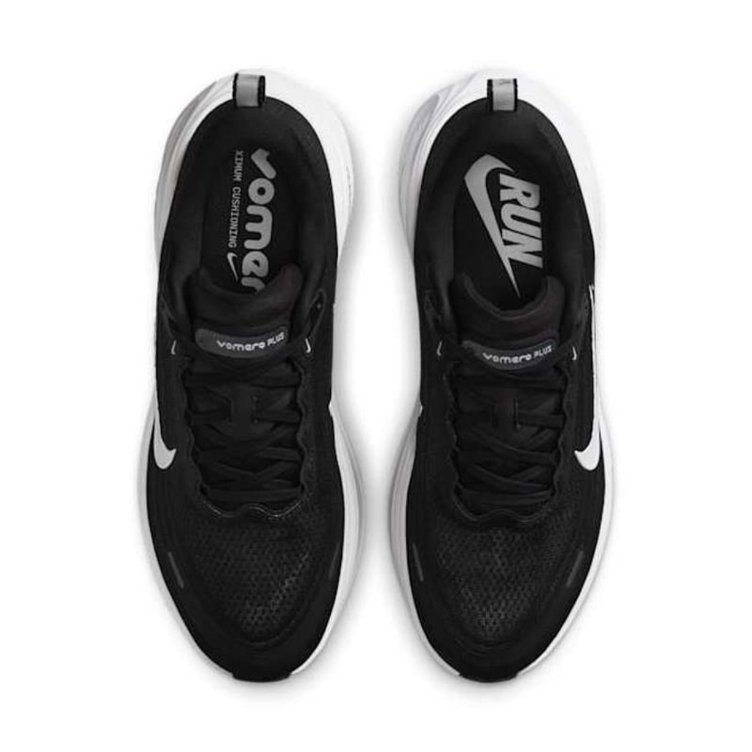 Tênis Nike Vomero Plus - Preto/Branco