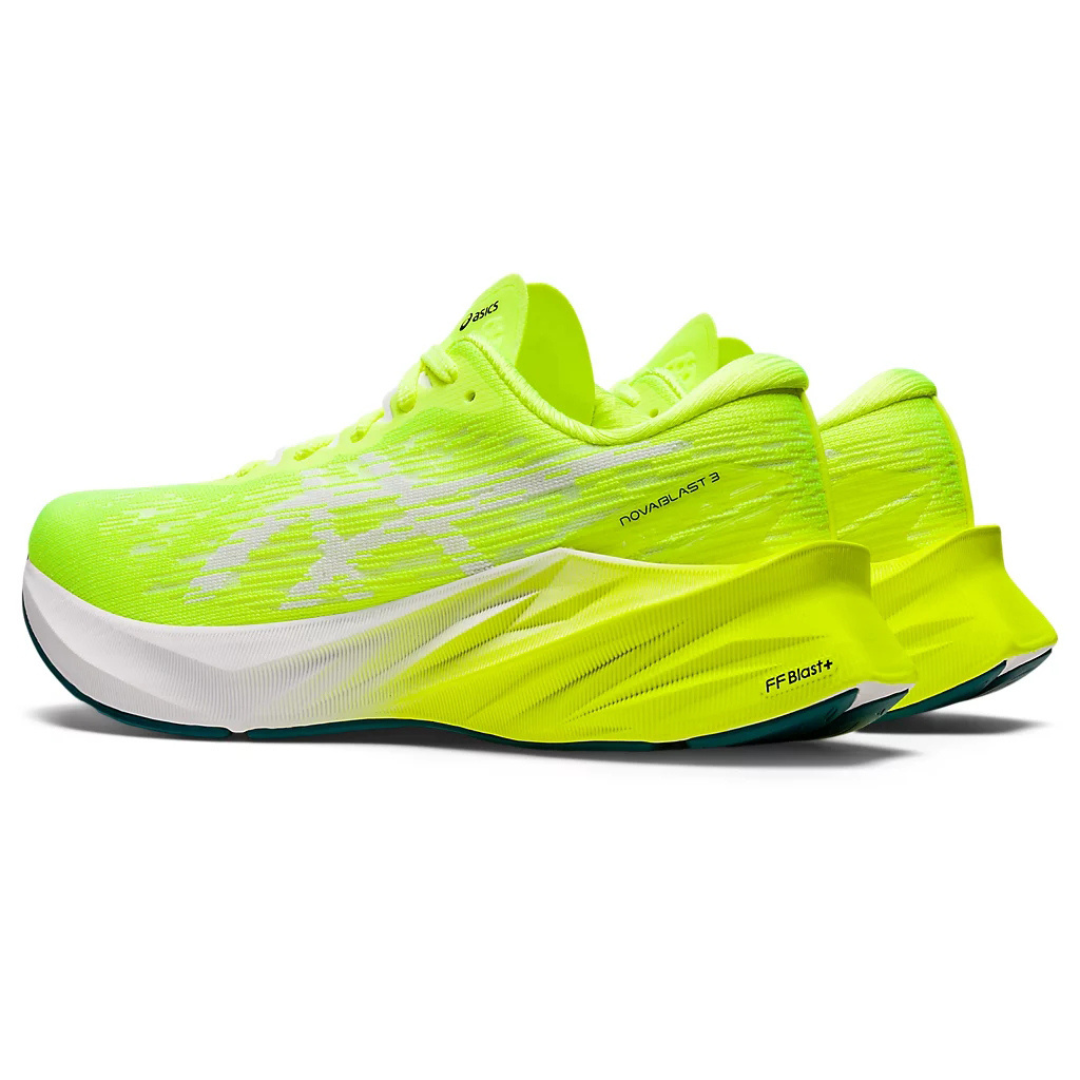 Tênis Asics Novablast 3 Verde fluorescente e Branco