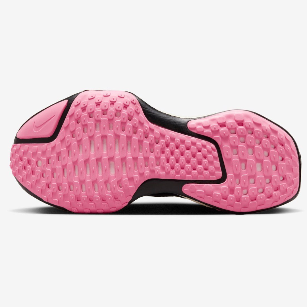 Tênis Nike Invincible Run 3 - Preto/Rosa