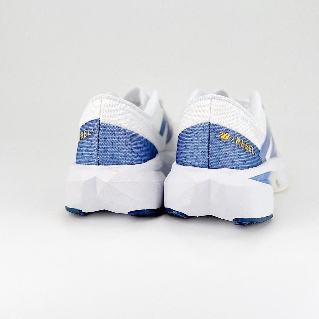 Tênis New Balance FuelCell Rebel V4 - Blue limited