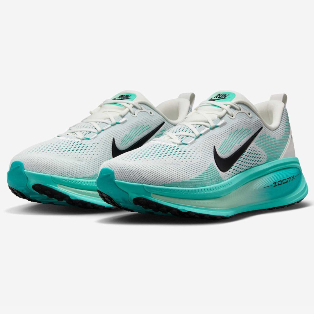 Tênis Nike Vomero 18 - White/Dusty Cactus